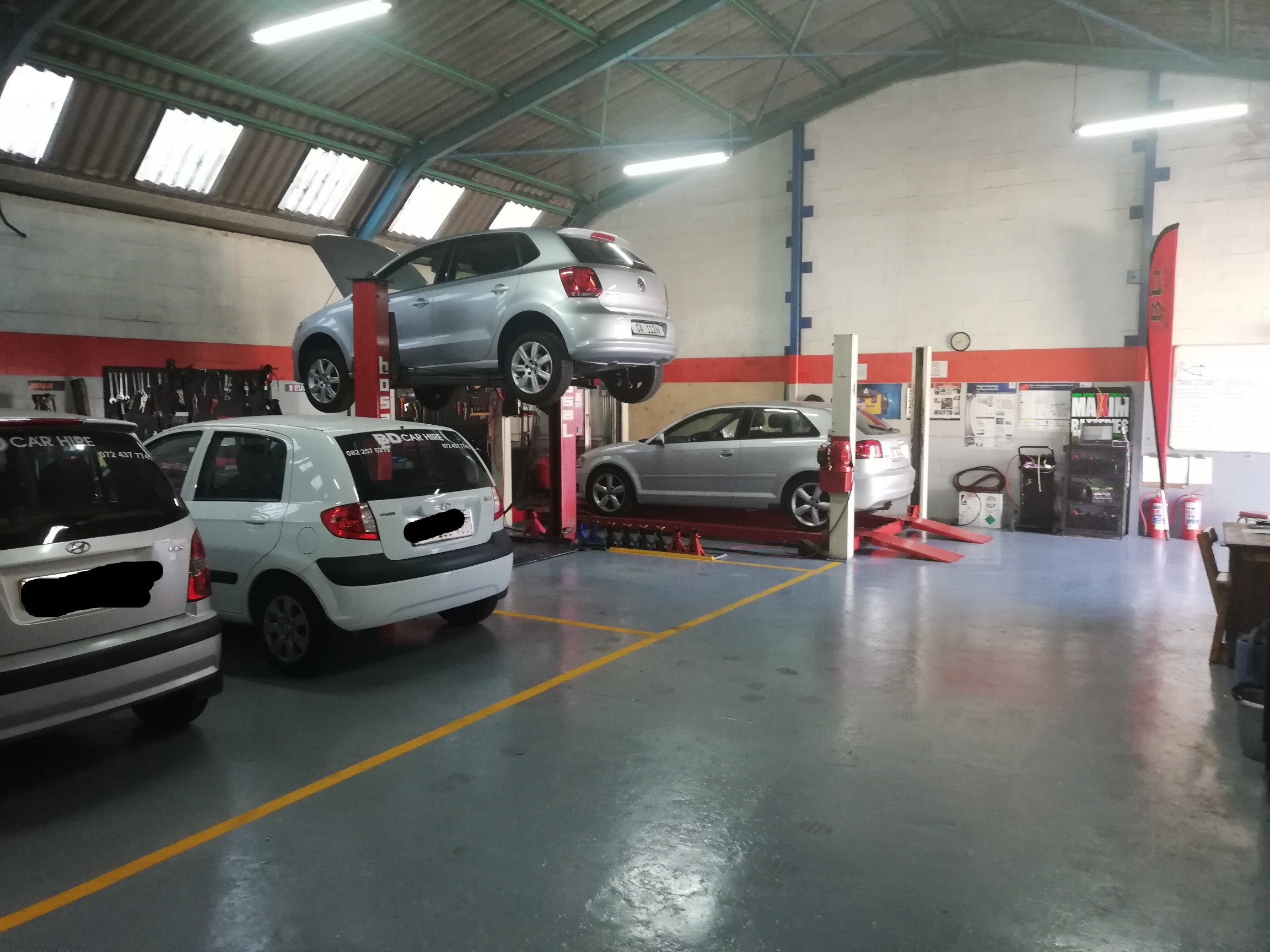 What Is the Nearest Car Service Centre in Cape Town?